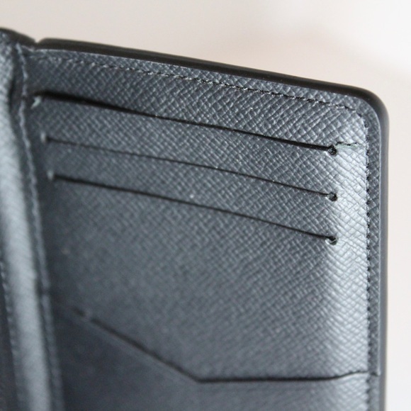 LOUIS VUITTON Pocket Organizer - Picture 13 of 16
